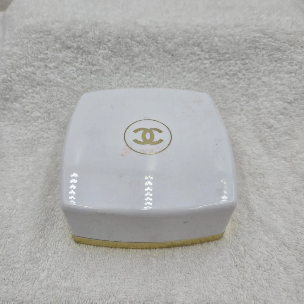 CHANEL N°5 Poudre Après Bain De Luxe Bath Powder for Women White 2oz Luxury Bath